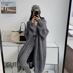 Curve Cardigan Sweater With Pocket